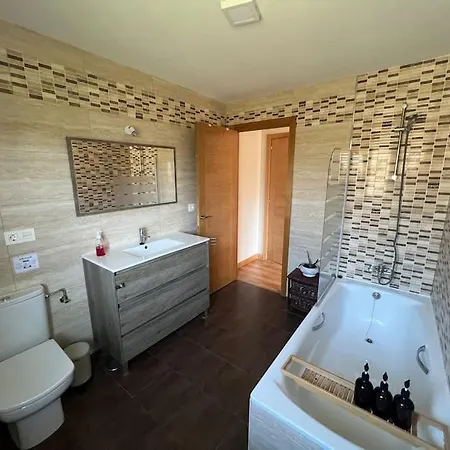 Preciosa Casa Con Amplio Jardin Holiday home *